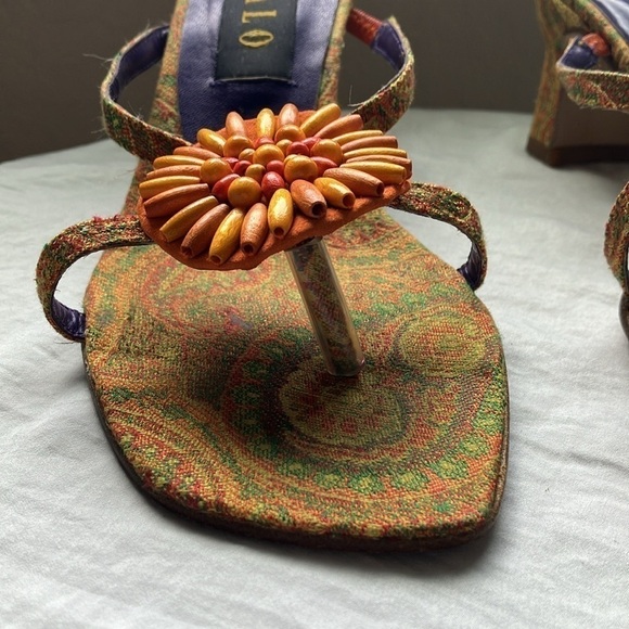 Zalo: Yellow/Orange heeled, paisley sandals- sunburst on top of sandals- 6 - Picture 12 of 16